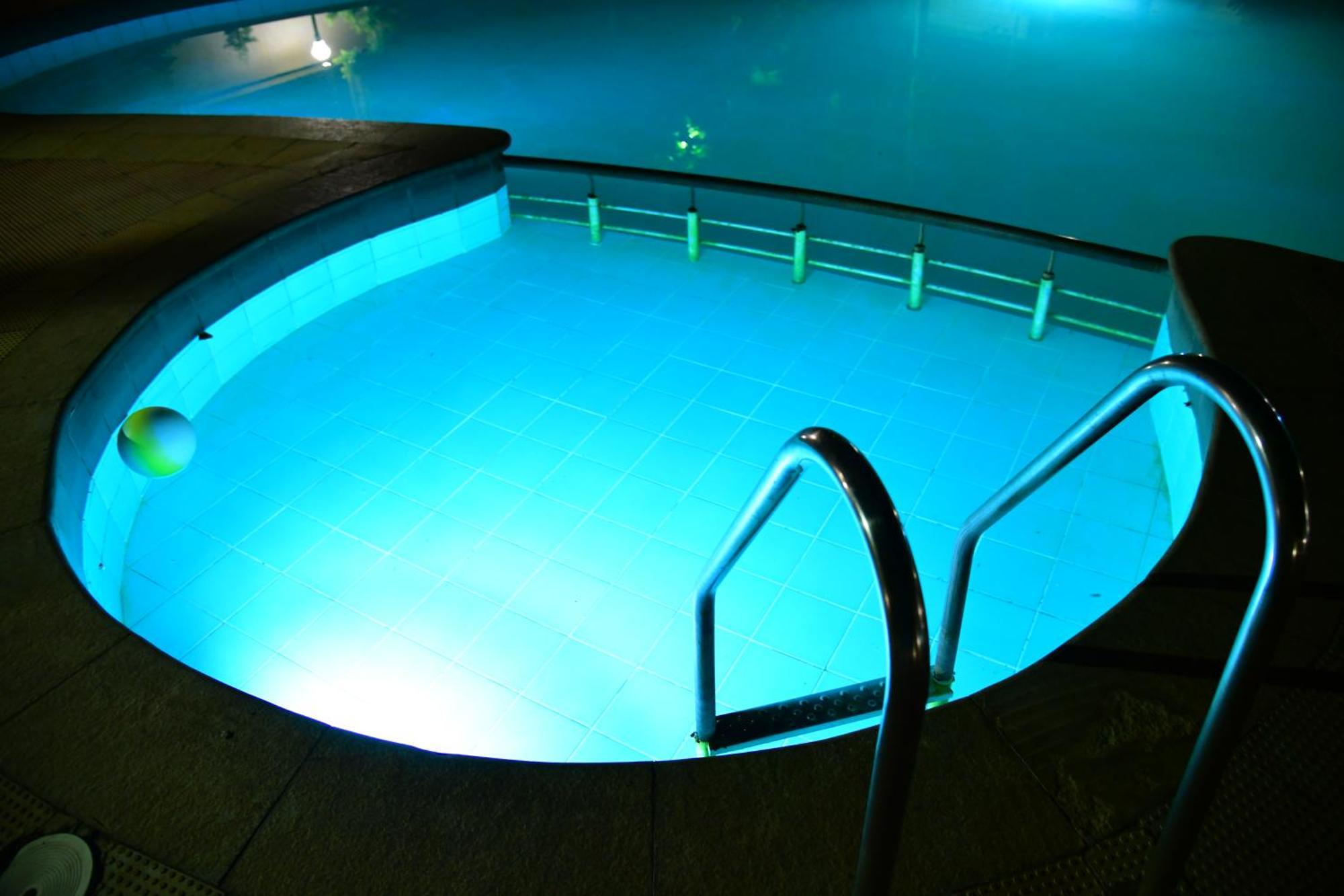 Nijaguna Resorts Chāmrājnagar Eksteriør billede
