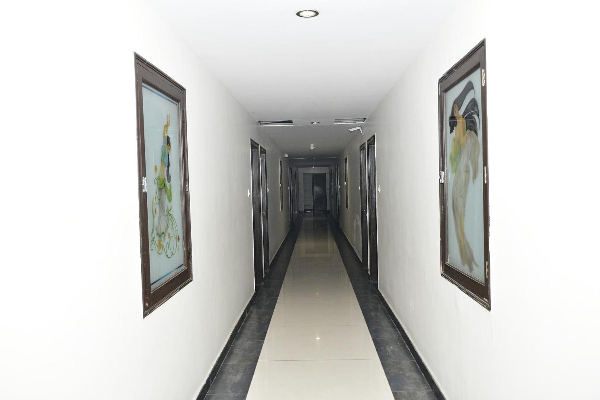 Nijaguna Resorts Chāmrājnagar Eksteriør billede